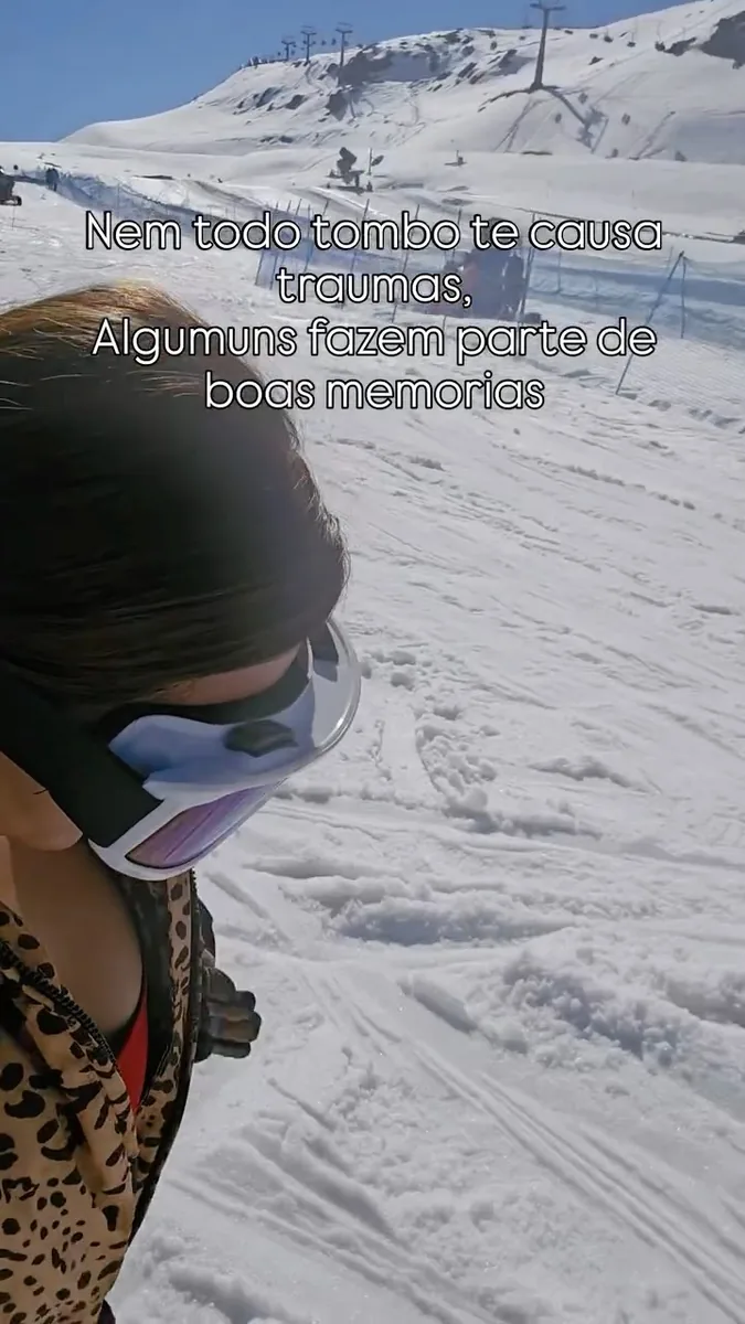 Juliana Batista em uma experiência de aprendizado na neve